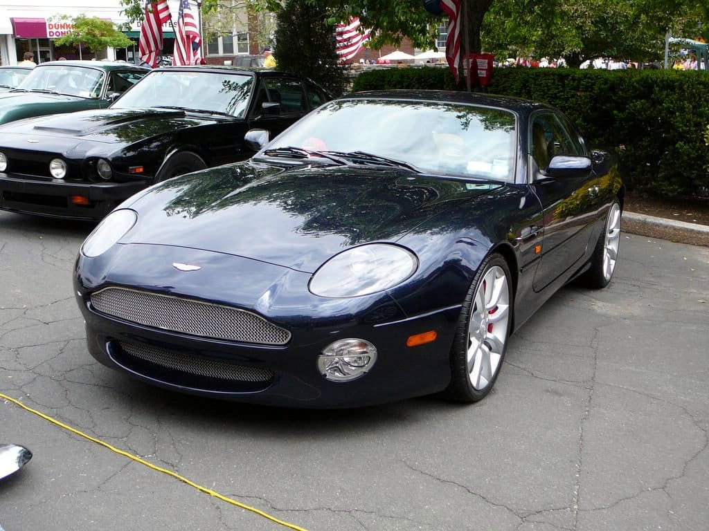 Aston Martin DB7 