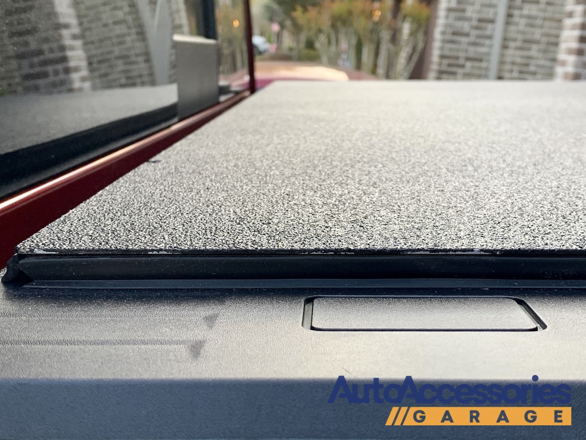 LOMAX Tri-Fold Tonneau Cover photo by Albert G